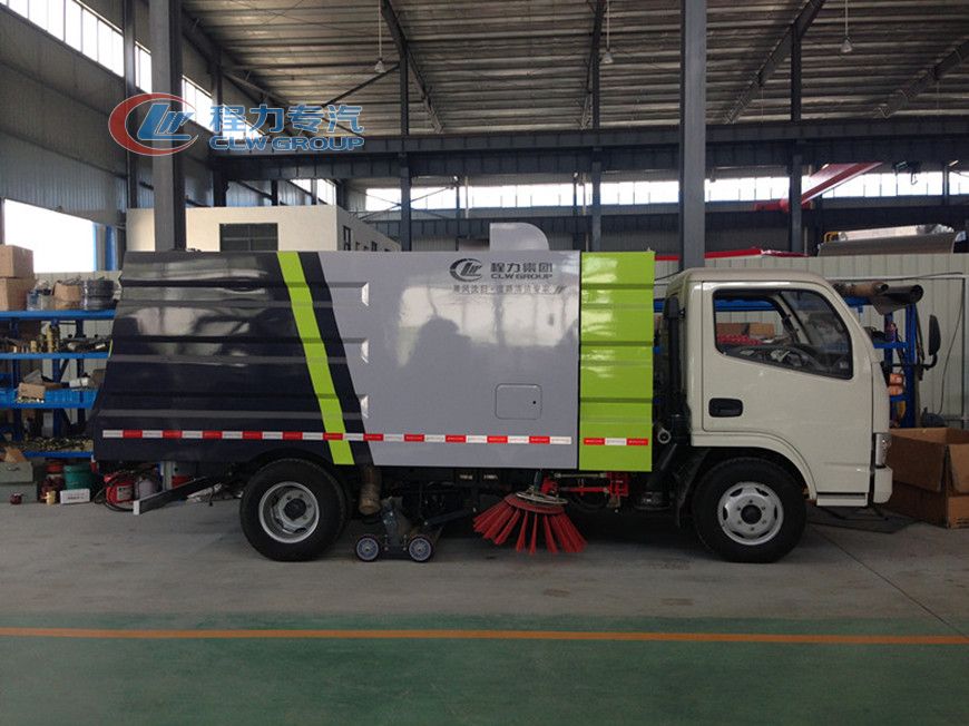 东风8吨洗扫车(国六)